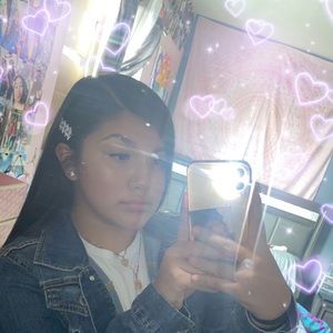 Meet your Posher, Liana